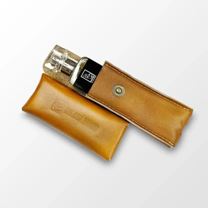 dua-leather-pouch-1 dua-leather-pouch-1
