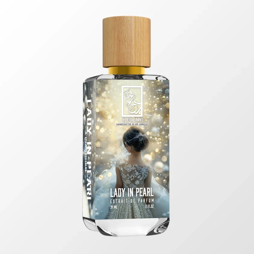 lady-in-pearl-tilt lady-in-pearl-tilt